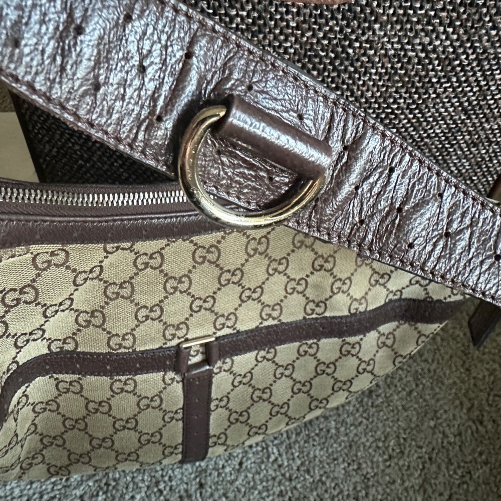 Gucci Beige and Brown Shoulder Bag - Picture 15 of 16
